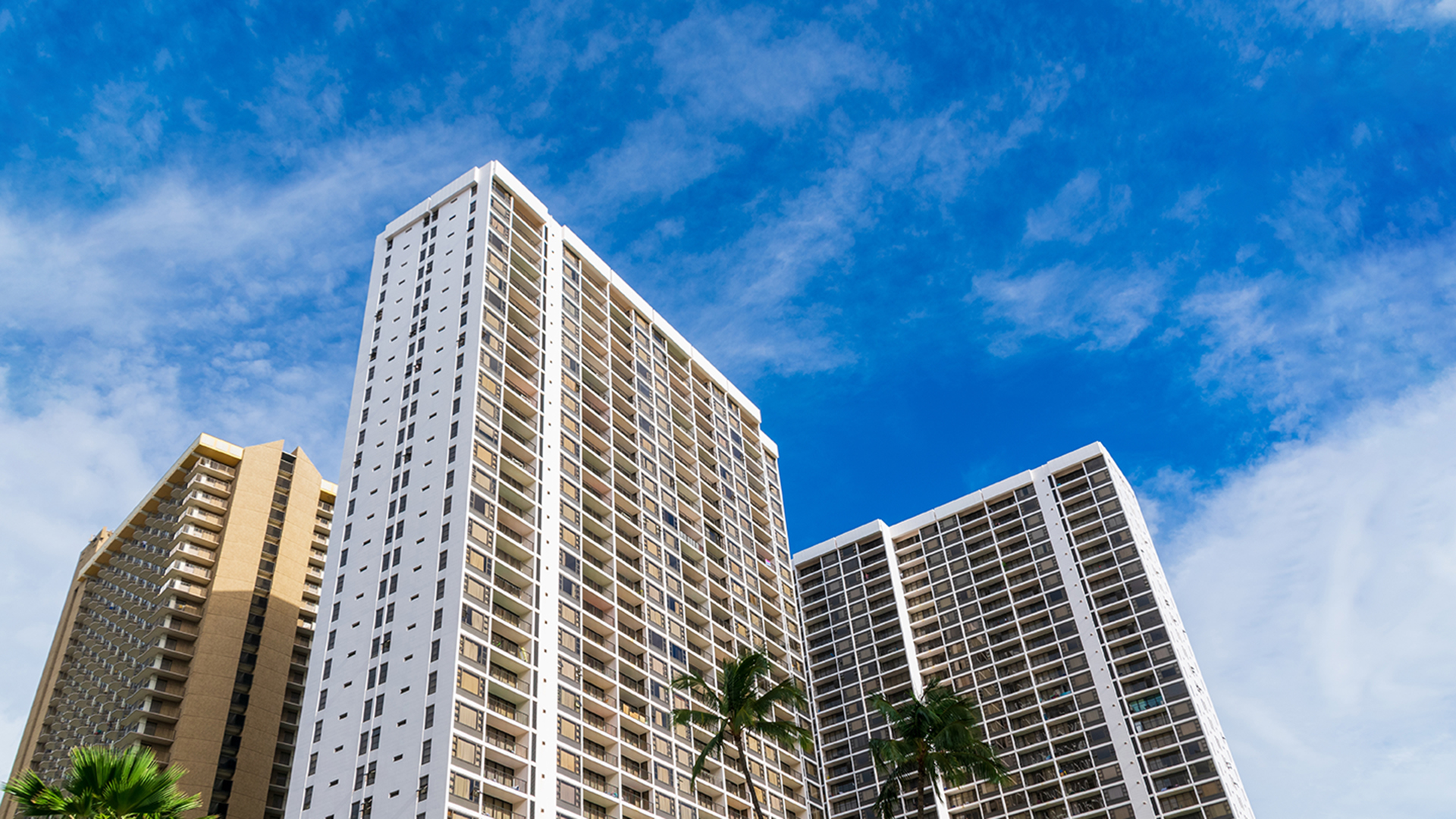 Exterior,View,Of,Modern,High,Rise,Residential,Buildings,Framed,By